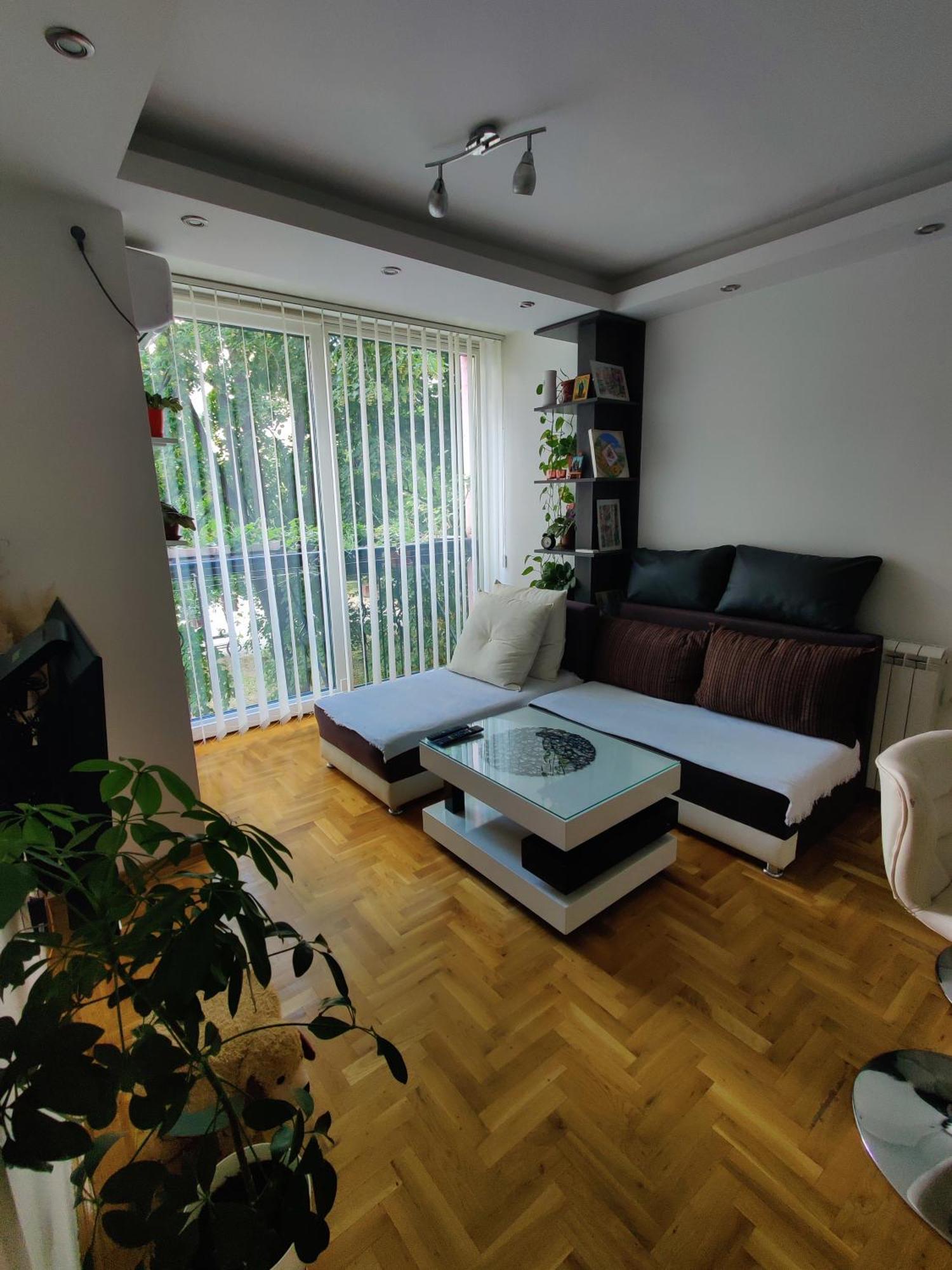 Ana Apartment โนวีซาด ภายนอก รูปภาพ
