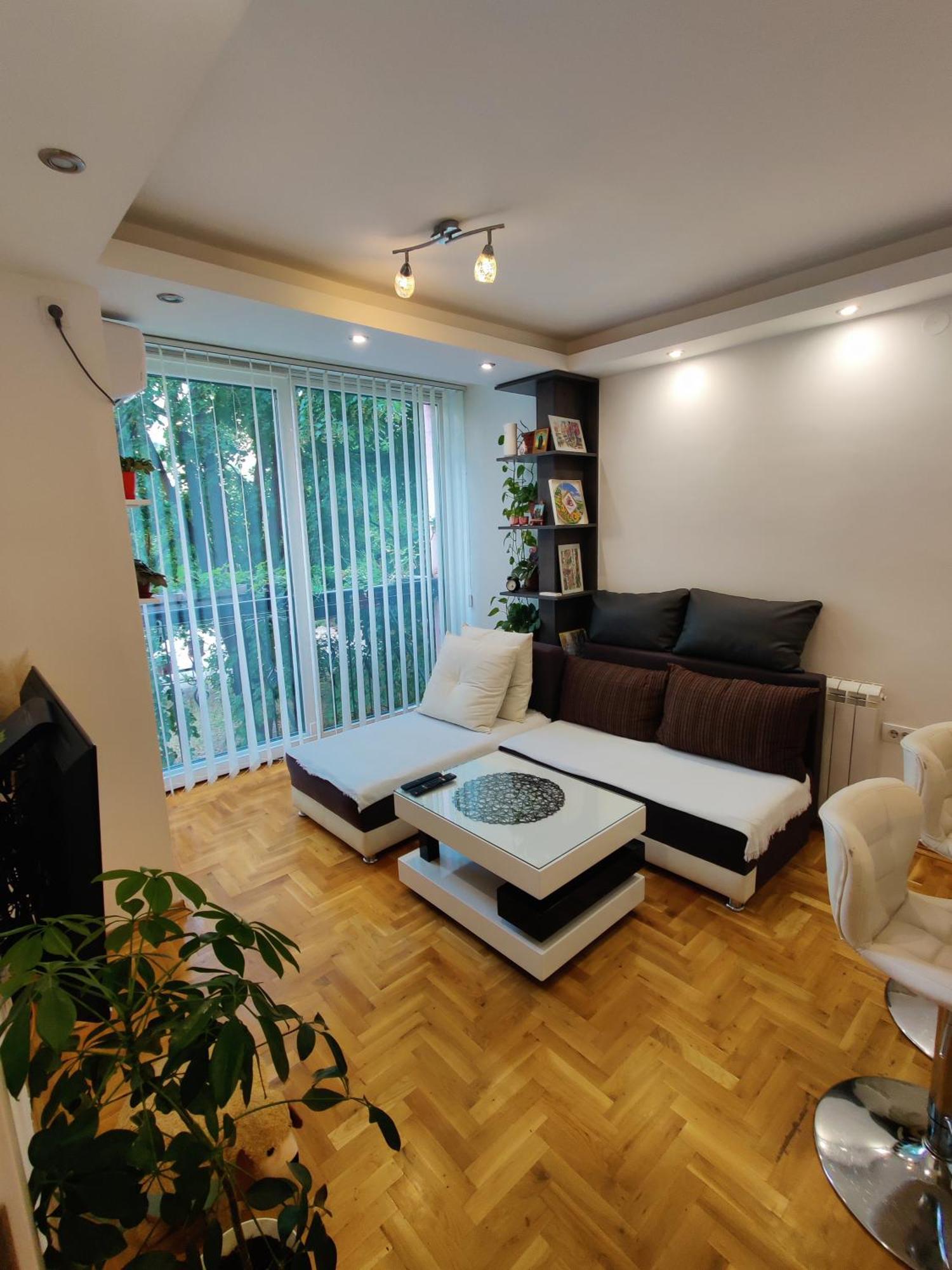 Ana Apartment โนวีซาด ภายนอก รูปภาพ