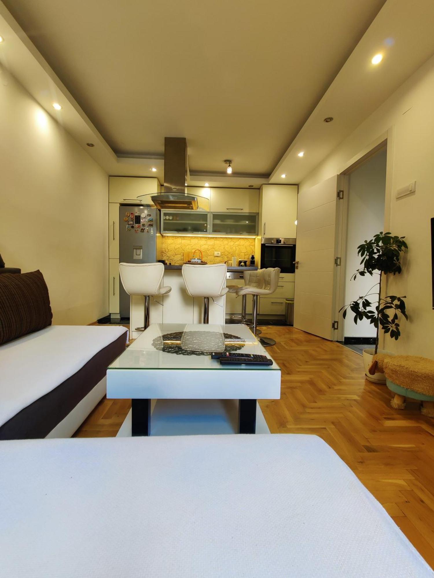 Ana Apartment โนวีซาด ภายนอก รูปภาพ